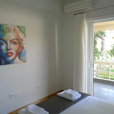 Apartment Deluxe In Vouliagmeni *