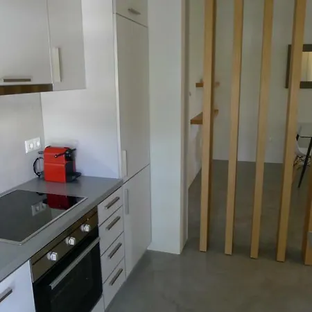 Apartment Deluxe In Vouliagmeni